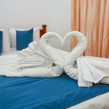 Hotel Sun Blue ウプヴェリ エクステリア 写真