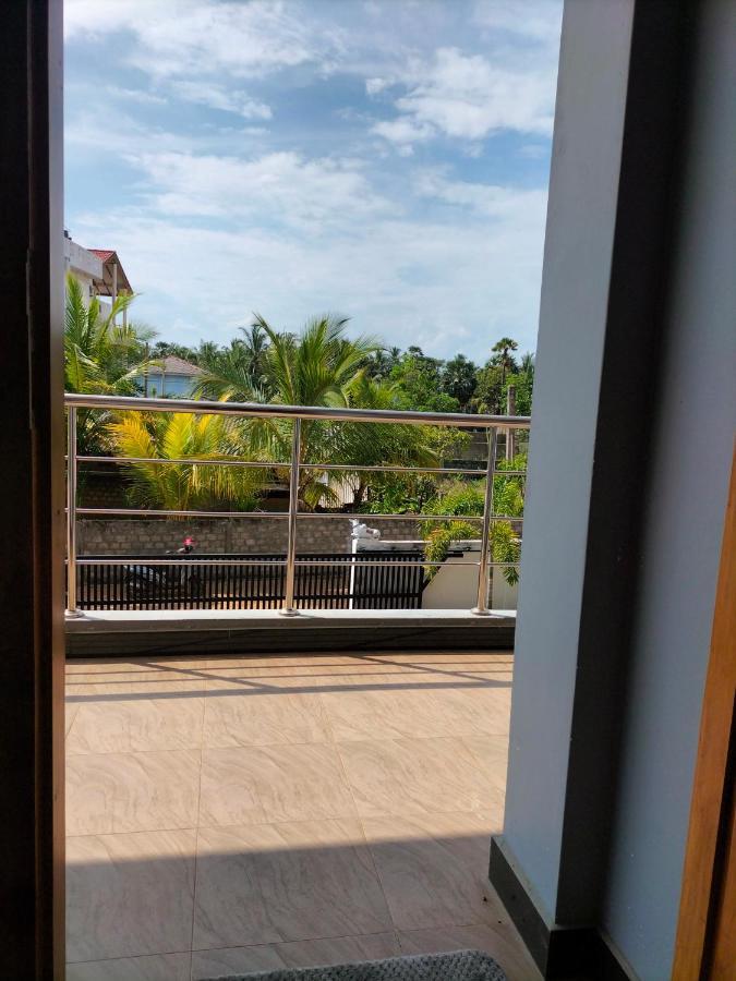 Hotel Sun Blue ウプヴェリ エクステリア 写真